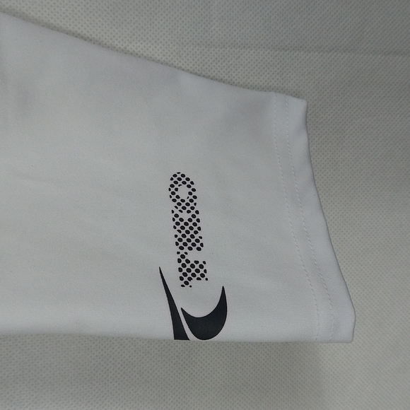 Tko - Picture 9 of 13